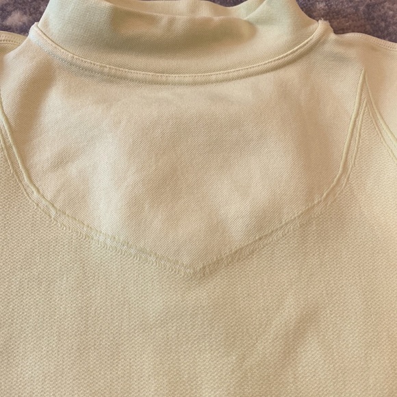 NEW BALANCE LIME GREEN STRETCHY TOP - Picture 11 of 15